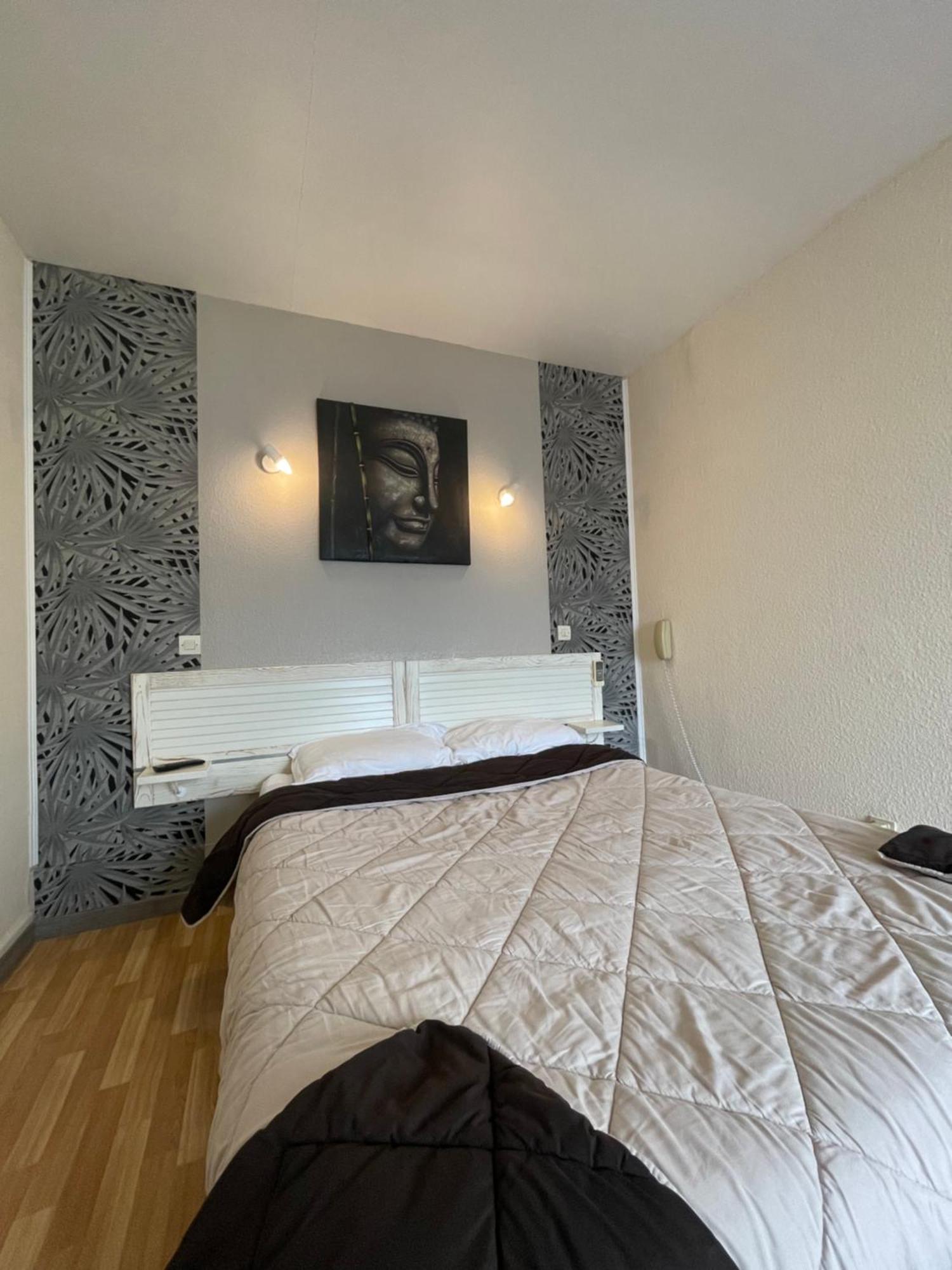 Hotel Auberge Des Charmilles Sainte-Soulle Cameră foto